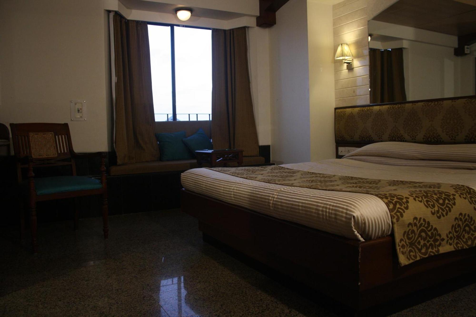 Hotel Karl Residency Mumbai  Buitenkant foto