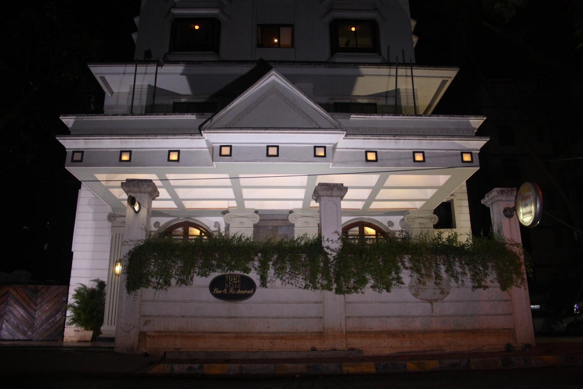 Hotel Karl Residency Mumbai  Buitenkant foto