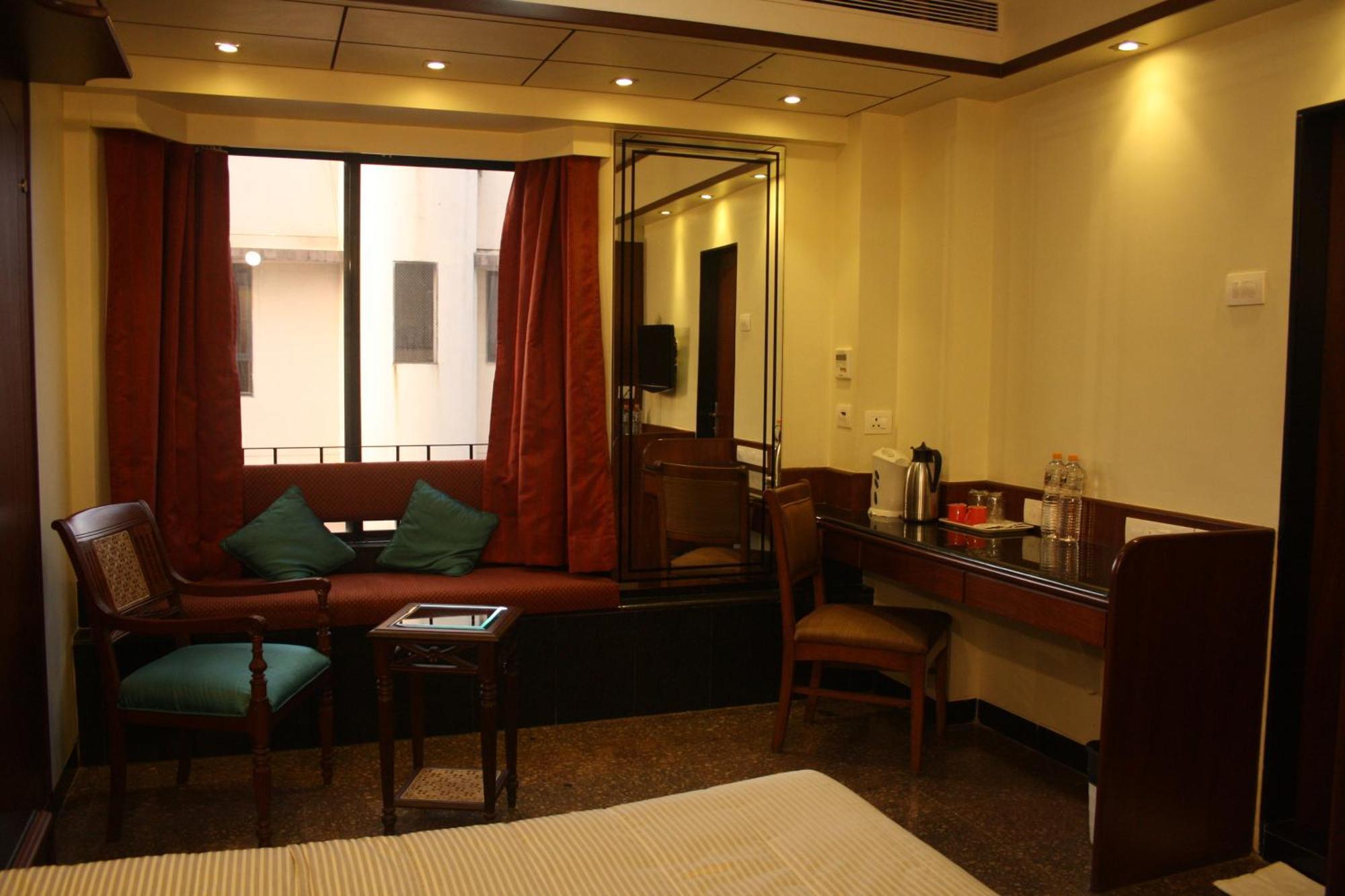 Hotel Karl Residency Mumbai  Buitenkant foto