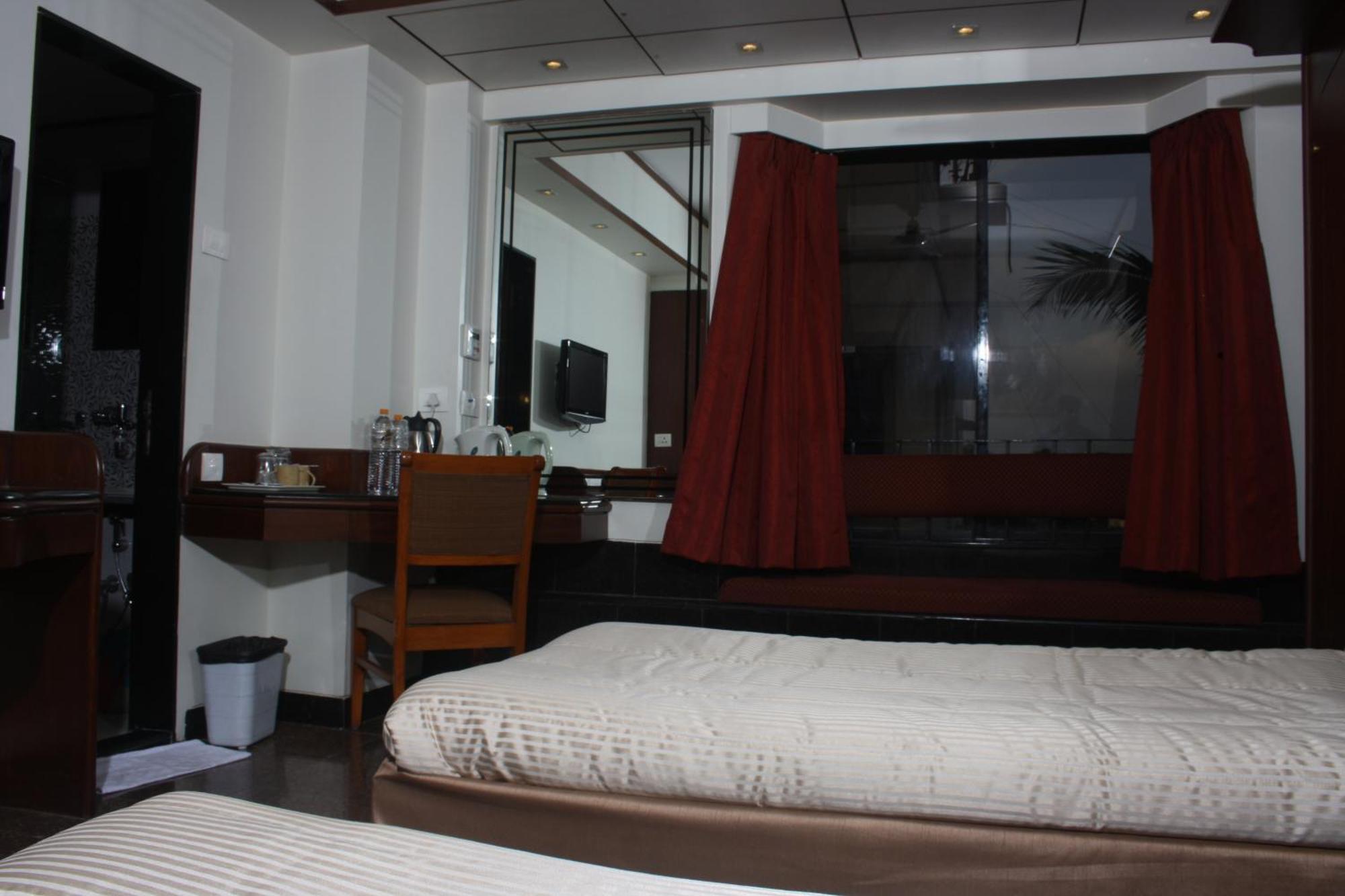 Hotel Karl Residency Mumbai  Buitenkant foto