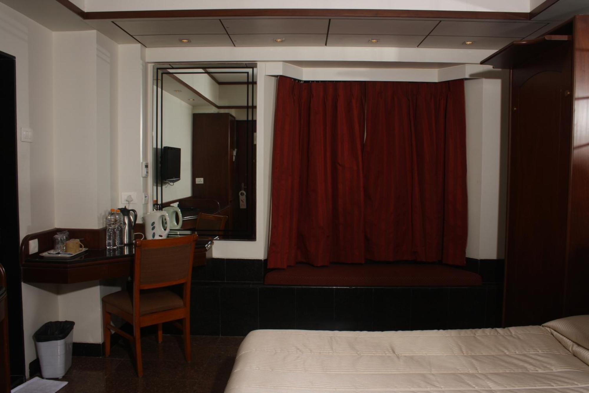 Hotel Karl Residency Mumbai  Buitenkant foto
